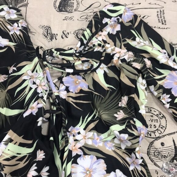 Volcom Juniors' For Shore Lace-Up SwimsuIT - Picture 4 of 6